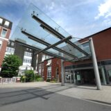 Am St. Rochus-Hospital in Castrop-Rauxel ändert sich durch die Krankenhausreform die Versorgung. Geburtshilfe und Frauenheilkunde werden unter anderem geschlossen.