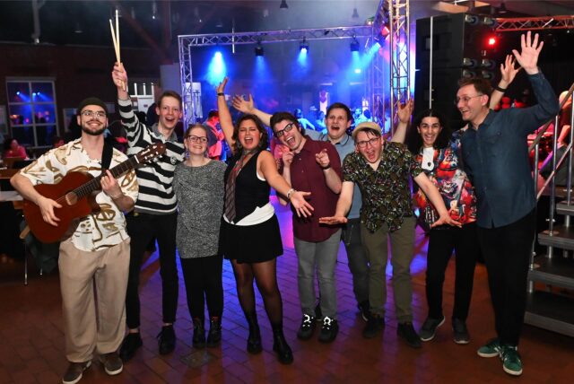 Eine Live-Band sorgte für viel Stimmung.