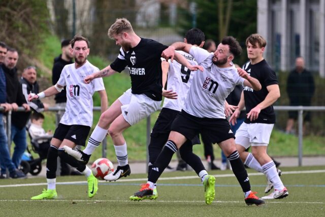 Obwohl Fenerbahce Marl das Derby beim SC Marl-Hamm lange dominierte und mit 3:0 führte, wurde es in der Schlussphase noch mal heiß (2:3).