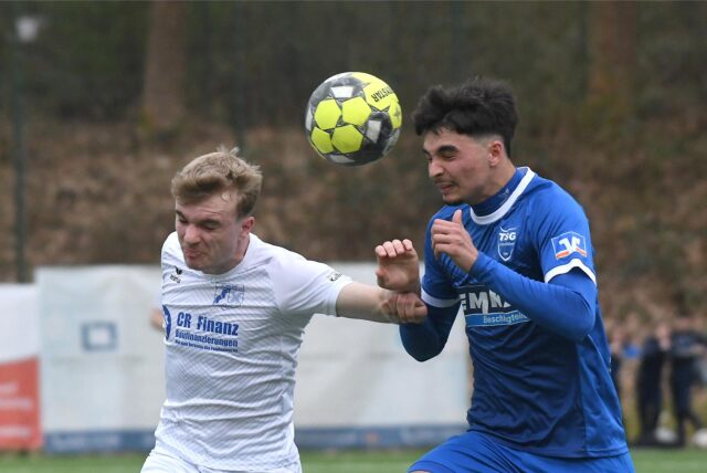 Wacker Obercastrop mit Jonas Pöhlker (l.) verlor das Topspiel gegen die TSG Sprockhövel.