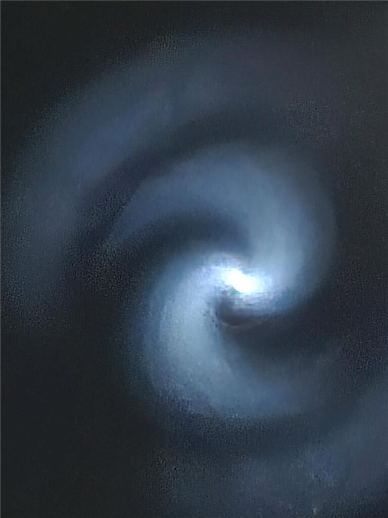 Die lichtspirale am Nachthimmel über Haltern.