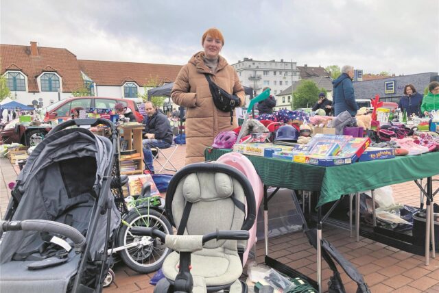 Verena Schönrock hat im vergangenen Jahr viele Dinge für Kinder beim SPD-Trödelmarkt verkauft.
