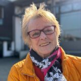 Erika Mackenberg in Waltrop bei einer Umfrage zu McDonald’s