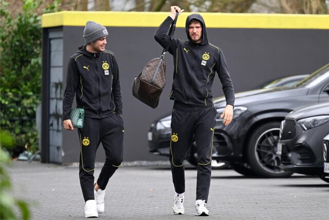 Giovanni Reyna im Gespräch mit Gregor Kobel.