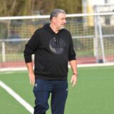 War mit seiner Elf auch beim SV Zweckel erfolglos: VfB Waltrops Trainer Martin Backwinkler.