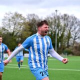 So jubelt ein Matchwinner in der 95. Minute: Polsum Vladislav Belenko schreit seine Freude nach dem 5:4-Siegtreffer heraus.