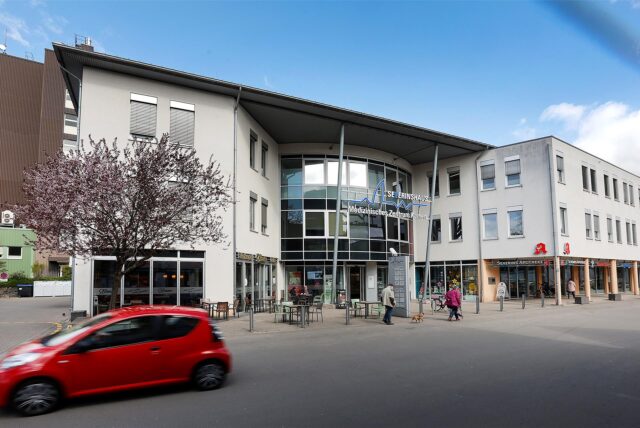 Das Severinshaus an der Nordenmauer in Kamen mit Bäckerei und Apotheke.