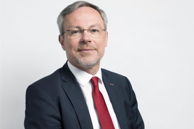 Der ehemalige Verkehrsvorstand des Dortmunder Bus-und-Bahn-Betreibers DSW21 Hubert Jung.