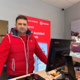 In Castrop-Rauxel haben einige Kunden von Vodafone Probleme bei der Internetverbindung. Vodafone erklärt, dass dies an Dacharbeiten liegt, die notwendig seien.