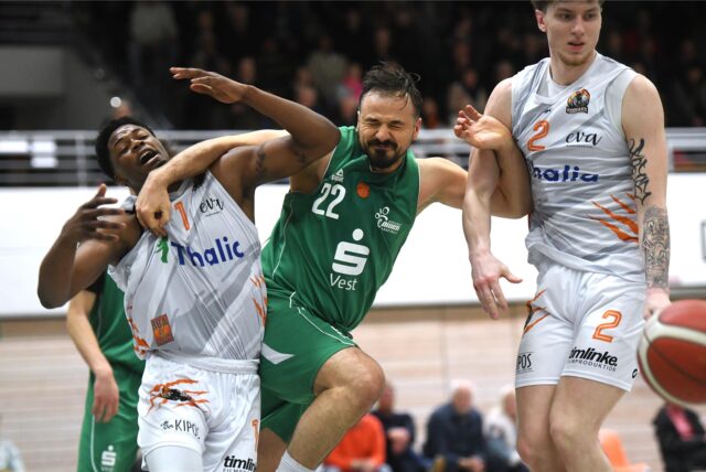 Basketball 20. Dezember 2024, Regionalliga West Otto-Densch-Halle Hagen, BBA Hagen – Hertener Löwen 96:73. Faton Jetullahi