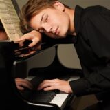 Andrii Zakhodyakin am Klavier
