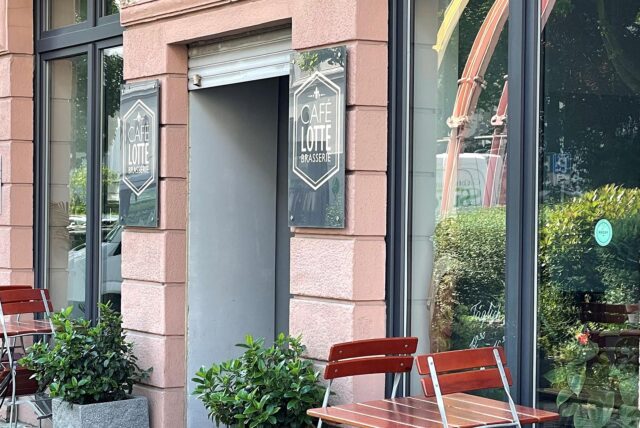 Das Café Lotte im Dortmunder Kaiserviertel veranstaltet jeden zweiten Donnerstag ein Afterwork-Event mit DJs und Getränken.