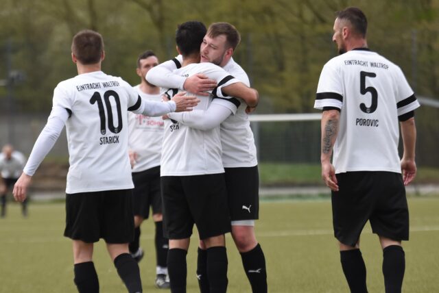 Nach dem Sieg zuletzt gegen den SV Hochlar 28 III ist die Eintracht aus Waltrop motiviert, eine Siegesserie zu starten. Am Sonntag geht es im Derby gegen den VfB Waltrop II.
