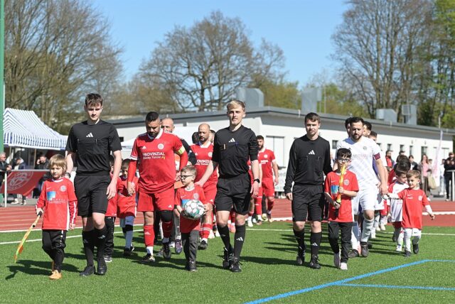 Trotz fehlender Tore hatte die Spitzenpartie der Kreisliga B3 ordentlich etwas zu bieten.
