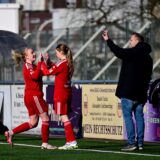 Hat auch in der kommenden Saison das Kommando auf der Trainerbank des VfB Hüls: Dirk Wagener und sein Trainerteam bleiben.