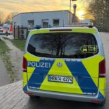 Polizeiwagen am Wulfener Markt