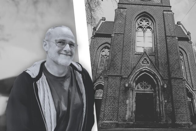 Fiete Hamelmann vor der Lutherkirche.