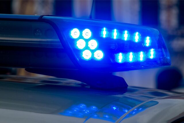 Blaulicht auf einem Polizeiwagen.