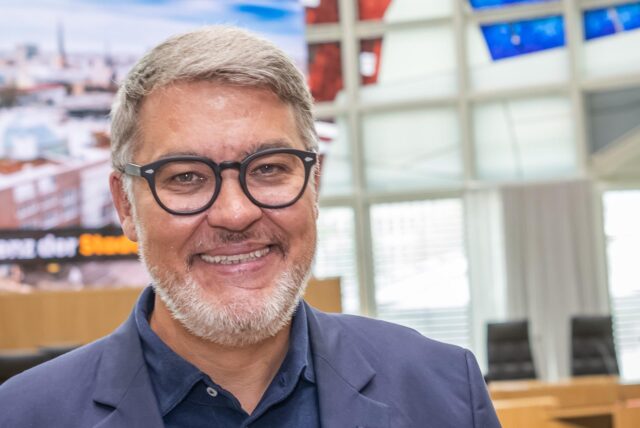 Dortmunds Oberbürgermeister Thomas Westphal im Ratssaal