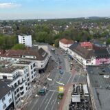 Blick vom Vest-Tower auf die Kreuzung Bergstraße, Römerstraße. Hier wird der Verkehr derzeit umgeleitet.