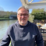 Frank Philipp steht am Kanal in Castrop-Rauxel.