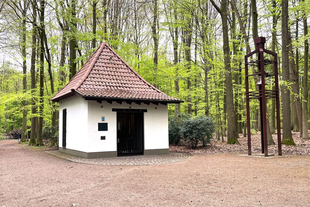 Die Sieben-Schmerzen-Kapelle im Westerholter Wald