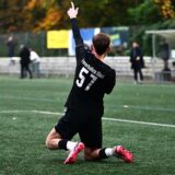 Angreifer Serkan Kalayci zeigt es an: Mit Fenerbahce soll es weiter aufwärtsgehen.