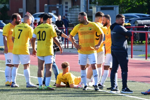 Enttäuschte Spieler der SF Habinghorst/Dingen