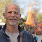 Viele gut gelaunte Gesichter am Osterfeuer auf dem Hof Menken in Castrop-Rauxel: Die haben die Besucherinnen und Besucher fotografiert.