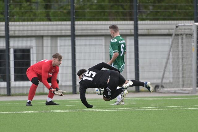 Die besten Fotos vom Spieltag am Ostermontag in der Kreisliga A und Kreisliga C in unserer Galerie.