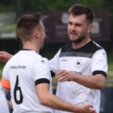 Lutz Hamann (r.) ist einer von zwei Spielern, der der Teutonia aus Waltrop bei der SG Suderwich fehlen wird. Der Einsatz eines weiteren Spielers steht auf der Kippe.