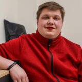 Nick Schiessl hat in nur zwei Jahren 40 Kilo zugenommen. Einen großen Teil seines Übergewichts hat er bereits wieder verloren – und er arbeitet weiter hart daran.