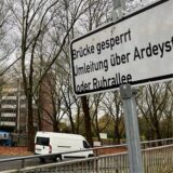 Ein Umleitungsschild der B1 in Dortmund.