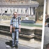 Heinz-Werner Goyer vor dem Brunnen auf dem Petersplatz und bei der Papst-Audienz
