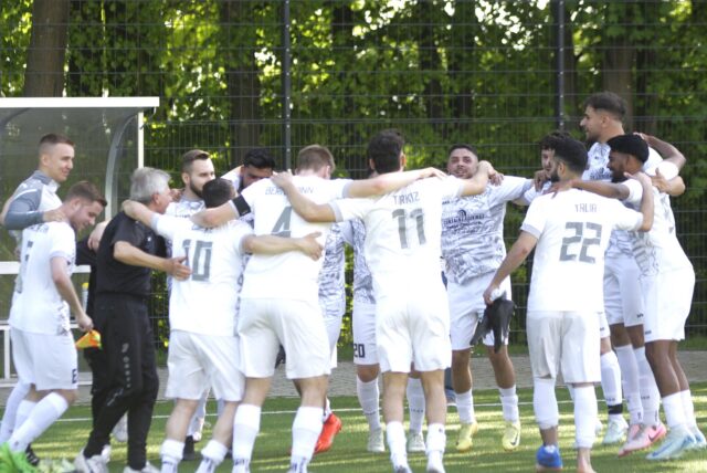 Derbysieger, Derbysieger – der FC 26 Erkenschwick holte wichtige Punkte im Abstiegskampf.