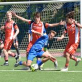 Für U17-Kapitän Tim Kanke (am Ball) und den VfB Waltrop hat es gegen Arminia Bielefeld nicht zu etwas Zählbarem gereicht.