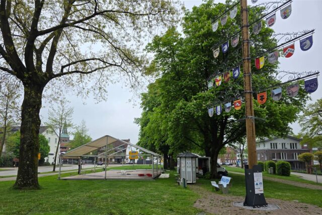 Das Zelt im Wappenbaumpark am Orthöver Weg wurde bereits für die Feier aufgebaut.