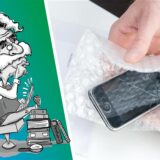 Jemand hält ein defektes Smartphone in den Händen.
