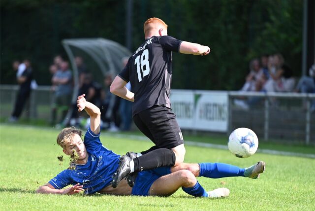 Der FC 26, hier mit Lars Owczarzak, kämpft noch um den Klassenerhalt in der Kreisliga A2.