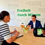 Landratskandidat Dr. Schneider, SPD im Interview unserer Redaktionsleiterin Danijela Budschun