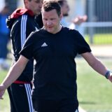 Nach einem guten Start verzweifelte er zuletzt zunehmend an der Linie: Stephan Fehling hat als Trainer der U19 seinen Rücktritt beim VfB Hüls eingereicht.