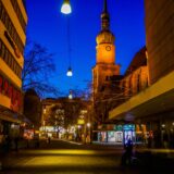 Brlick auf die Reinoldikirche vom Ostenhellweg in Dortmund.