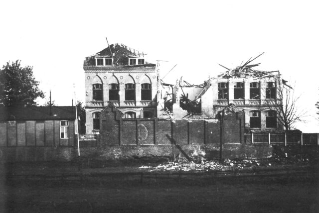 Die alte Hirschkampschule wurde im Zweiten Weltkrieg stark beschädigt.