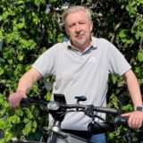 Andreas Linck vor seinem Haus an der Westerholter Straße in Herten.