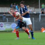 Ein Foto aus Hülser Oberliga-Tagen vor zehn Jahren: Henning Witjes im Derby-Zweikampf gegen Erkenschwicks Stefan Oerterer. Im Sommer wird der Recklinghäuser Trainer beim TSV Marl-Hüls.
