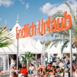Menschen beim Zeltfestival Ruhr am Kemnader See in Bochum