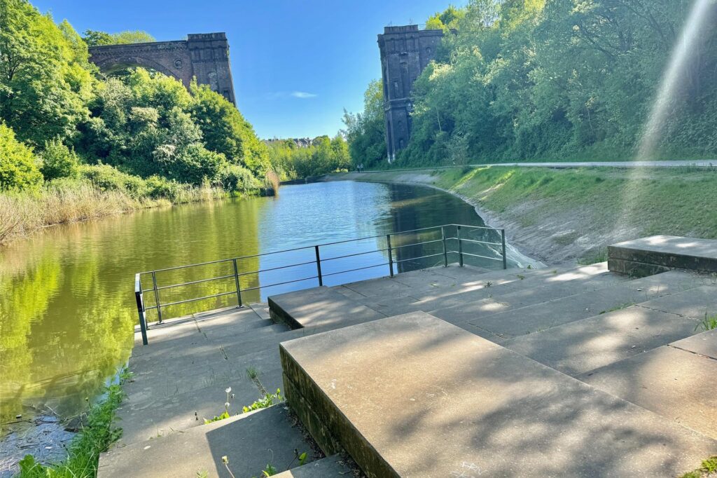 Der See vor dem Hörder Viadukt Der See vor dem Hörder Viadukt