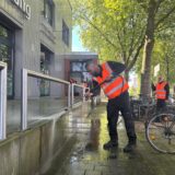 Die Deutsche Bahn hat am 9. Mai 2025 in einer konzertierten Aktion mit mehreren Partnern den Hauptbahnhof in Recklinghausen gereinigt.