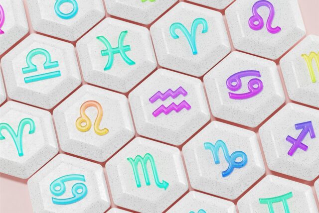 Monatshoroskope Juli 2025: die astrologischen Symbole der Sternzeichen Widder, Stier, Zwillinge, Krebs, Löwe, Jungfrau, Waage, Skorpion, Schütze, Steinbock, Wassermann und Fische