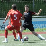 Der TuS Holzen-Sommerberg im Duell gegen den VfL Hörde.
